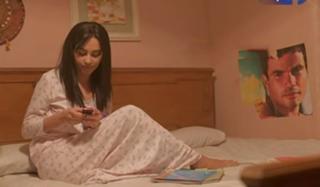 Yasmin Raeis feet photo thumbnail