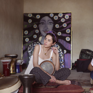 Yasmin Raeis feet photo thumbnail