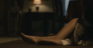 Yasmin Raeis feet photo thumbnail