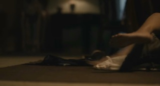 Yasmin Raeis feet photo thumbnail