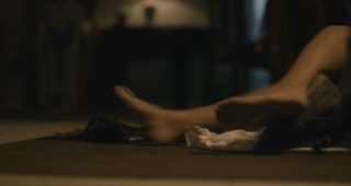 Yasmin Raeis feet photo thumbnail