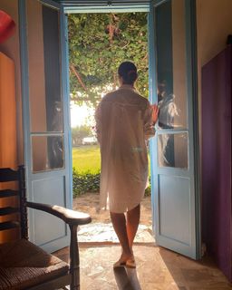 Yasmin Raeis feet photo thumbnail