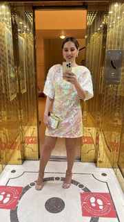 Yasmin Raeis feet photo thumbnail