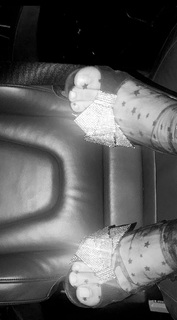 Yasmin Raeis feet photo thumbnail