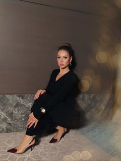 Yasmin Raeis feet photo thumbnail