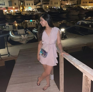 Yasmin Rahmi feet photo 14