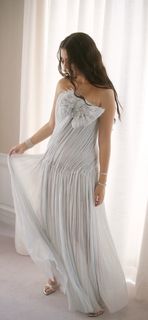 Yasmina El-Abd feet photo 9