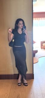 Yasmina El-Abd feet photo 8