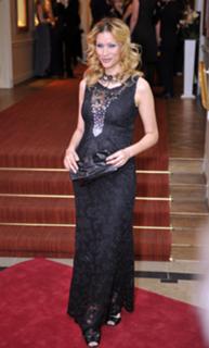 Yasmina Filali feet photo 7