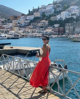 Yasmine Sabry feet photo thumbnail