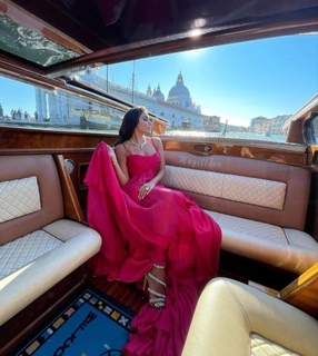 Yasmine Sabry feet photo thumbnail