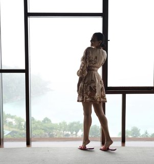 Yasmine Sabry feet photo thumbnail