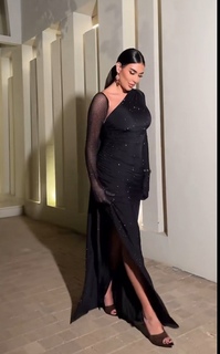 Yasmine Sabry feet photo thumbnail