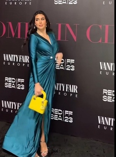Yasmine Sabry feet photo thumbnail