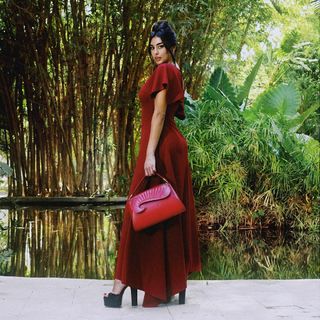 Yasmine Sabry feet photo thumbnail