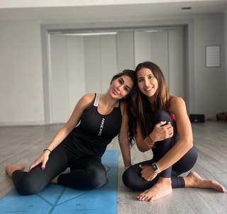 Yasmine Sabry feet photo thumbnail
