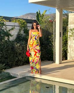 Yasmine Sabry feet photo thumbnail