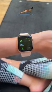 Yasmine Sabry feet photo thumbnail