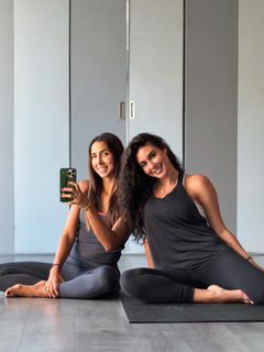 Yasmine Sabry feet photo thumbnail