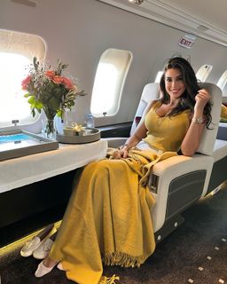 Yasmine Sabry feet photo thumbnail