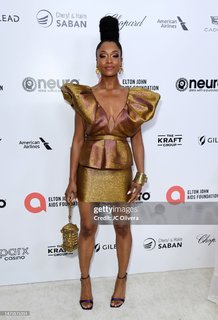 Yaya DaCosta feet photo thumbnail