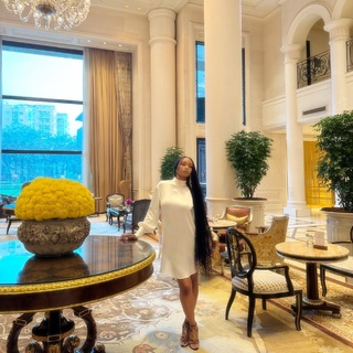 Yaya DaCosta feet photo thumbnail