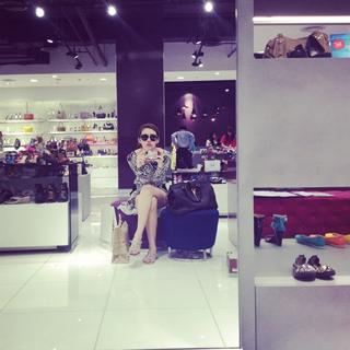 Yayaying Rhatha Phongam feet photo 3