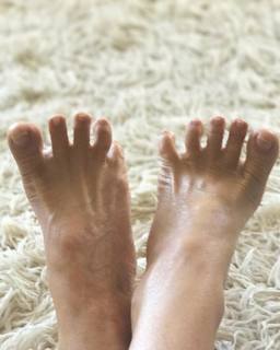 Yazemeenah Rossi feet photo 2