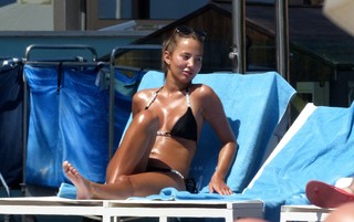 Yazmin Oukhellou feet photo 18