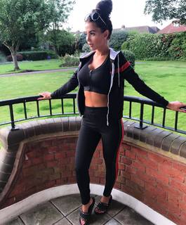 Yazmin Oukhellou feet photo 15