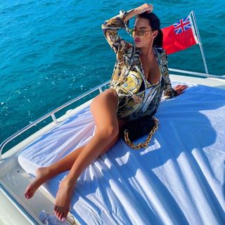 Yazmin Oukhellou feet photo 13