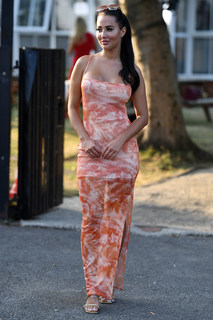 Yazmin Oukhellou feet photo 9