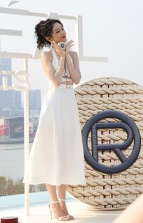 Ye Zhou feet photo 2