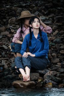 Ye Zhou feet photo 14