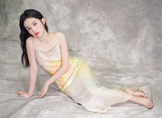 Ye Zhou feet photo 7