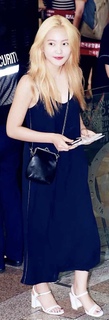 Ye-rim Kim feet photo 6