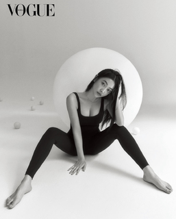 Ye-rim Kim feet photo 3