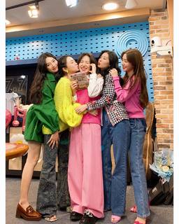 Ye-rim Kim feet photo 11