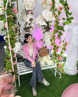 Ye-rim Kim feet photo 10