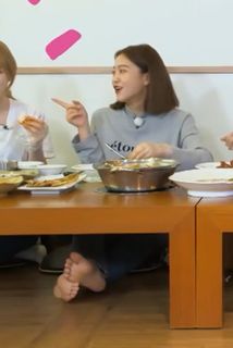 Ye-rim Kim feet photo 2