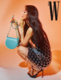 Ye-seul Han feet photo 12