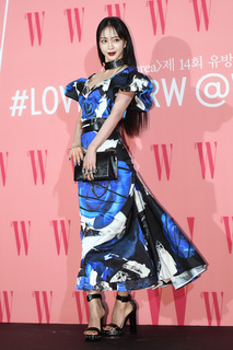 Ye-seul Han feet photo 20