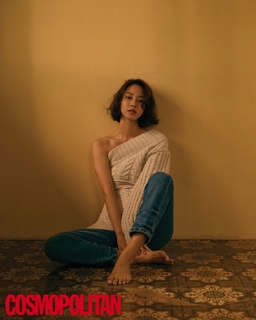 Ye-seul Han feet photo 9