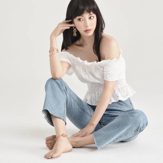 Ye-seul Han feet photo 9