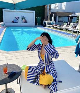 Ye-seul Han feet photo 15