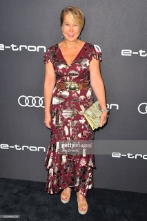 Yeardley Smith feet photo 11