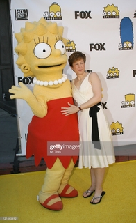 Yeardley Smith feet photo 3
