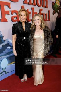Yeardley Smith feet photo 6