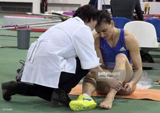 Yelena Isinbayeva feet photo thumbnail