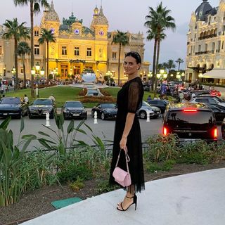 Yelena Isinbayeva feet photo thumbnail